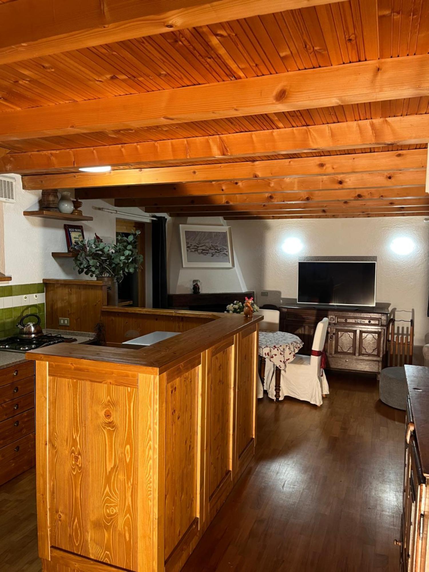 Chalet Blanc Le Duplex Courmayeur Exterior photo