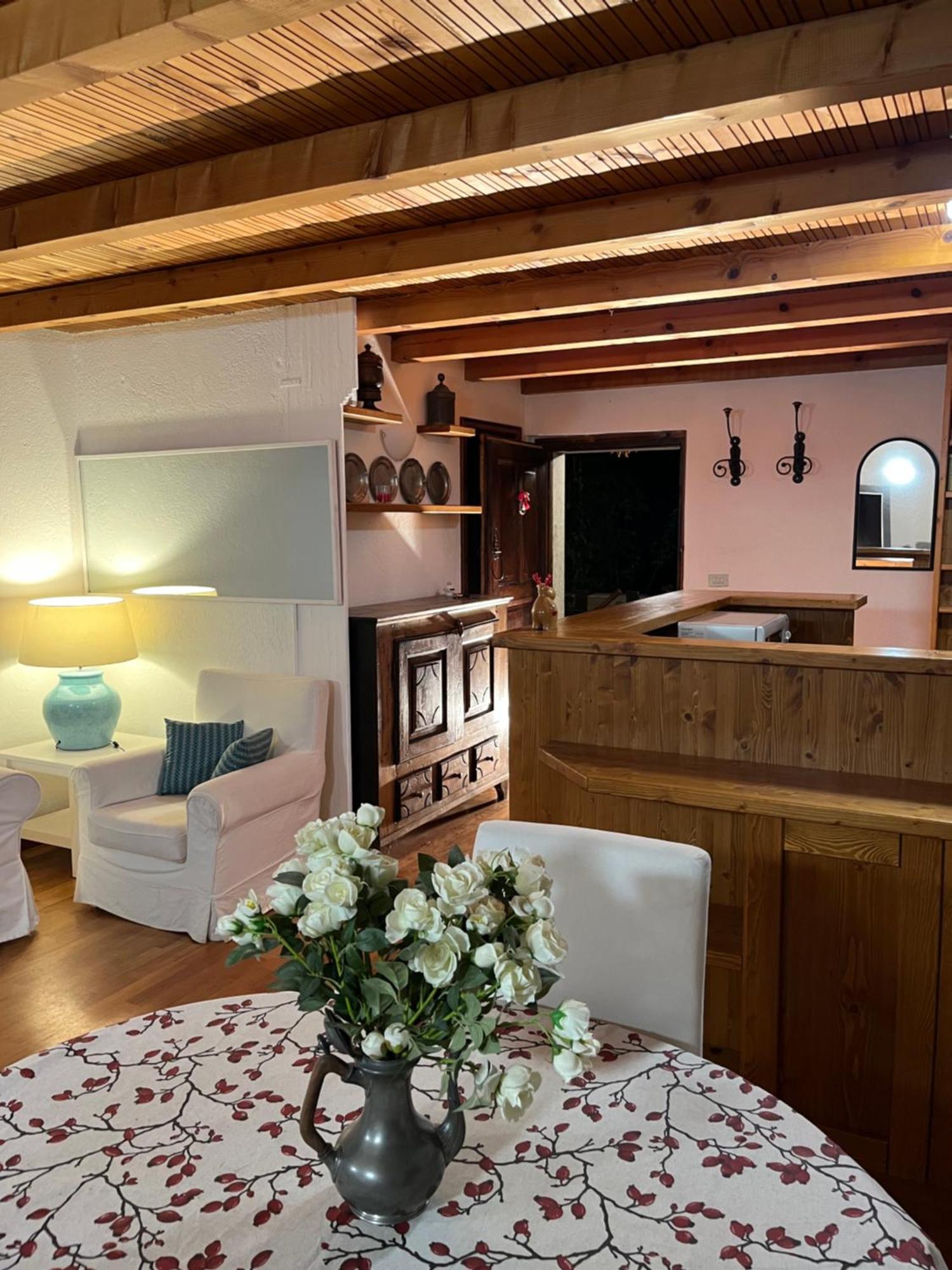 Chalet Blanc Le Duplex Courmayeur Exterior photo